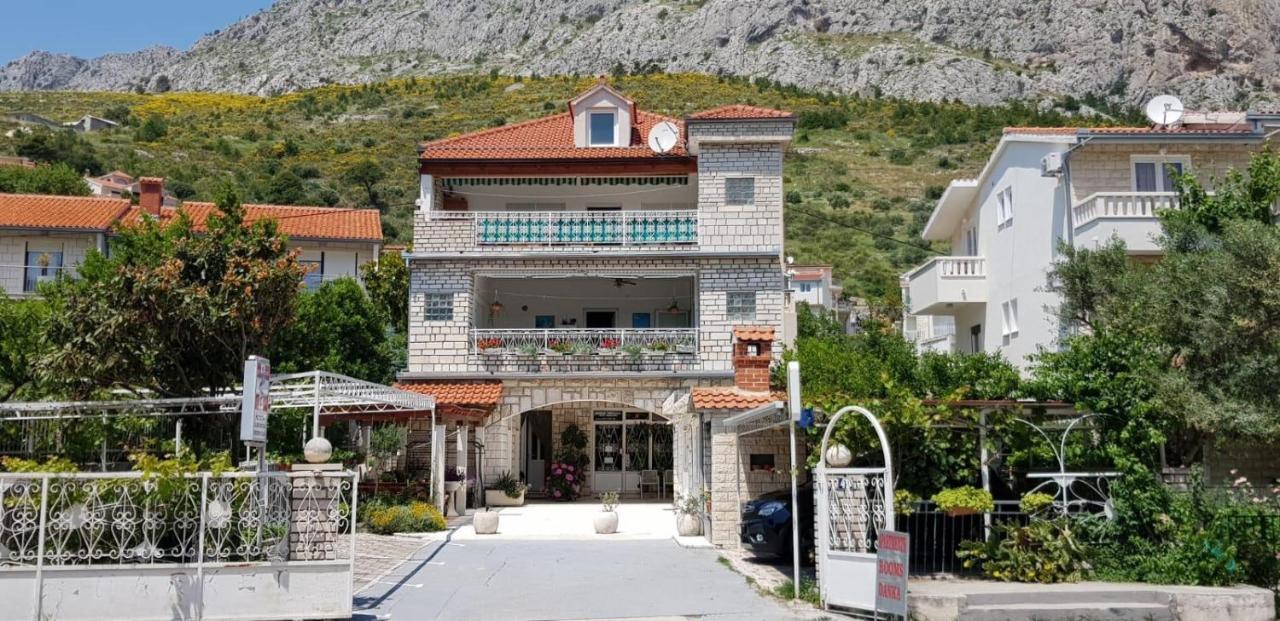 Apartment Danka Omiš Esterno foto